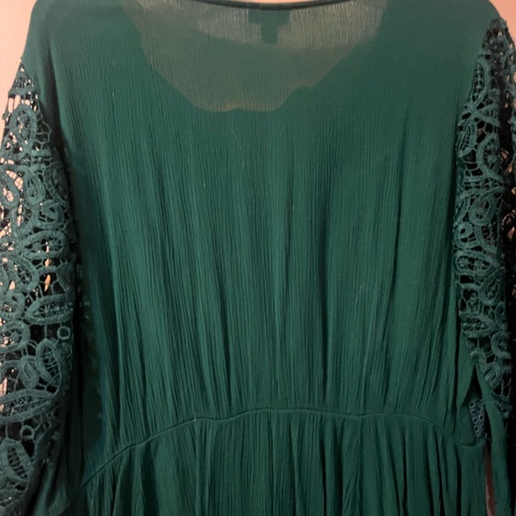 Torrid Green Lace Sleeve Blouse - Picture 14 of 15